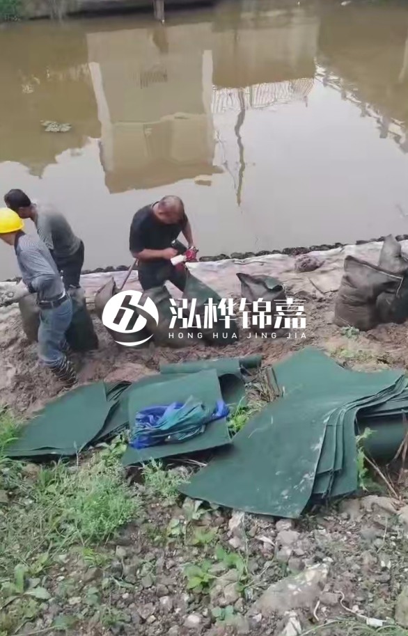 蘇州挖機打木樁專業(yè)施工-打松木樁的施工周期一般是多久？