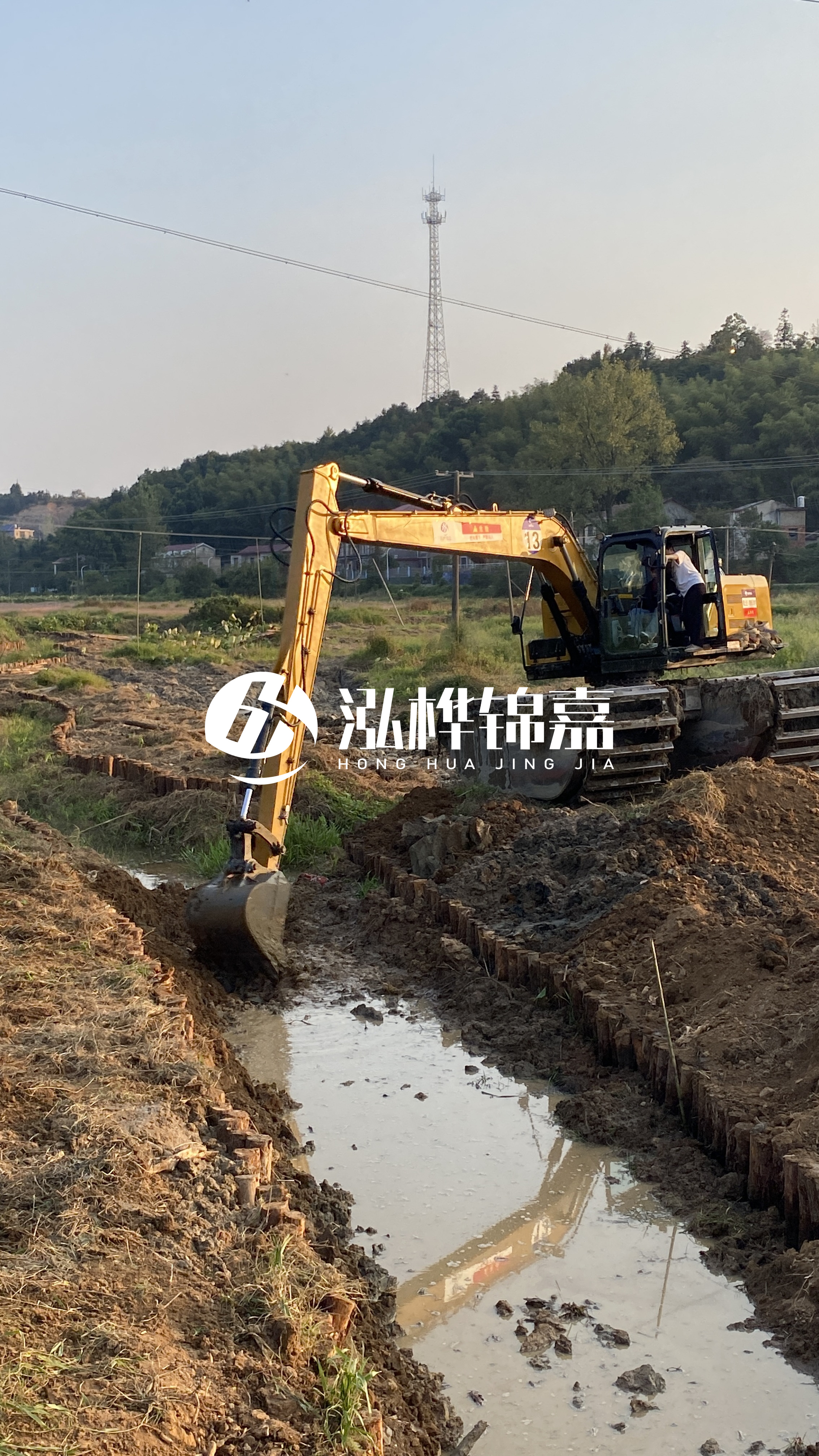 衢州挖機打木樁專業(yè)施工-河道護坡打樁的施工順序是什么？